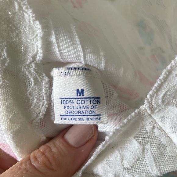 Vintage, Medium, Made in USA, rubbed floral lace trim bodysuit washed and clean! - Picture 5 of 7